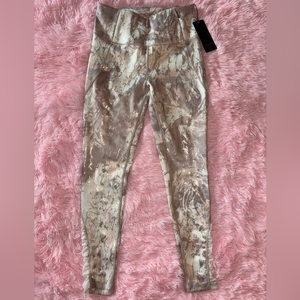 ✨OFFERS WELCOME CALIA by Carrie Underwood High Waist Gold Metallic Leggings - M